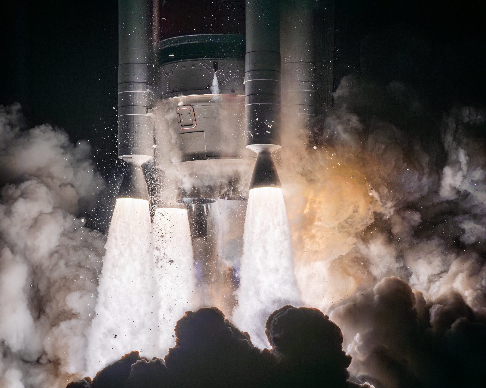 Decollo del razzo Vulcan VC4S per la missione USSF-106